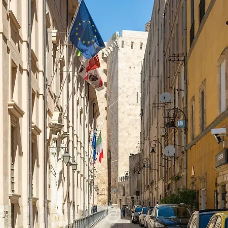 Classic Urban Elegance 公寓