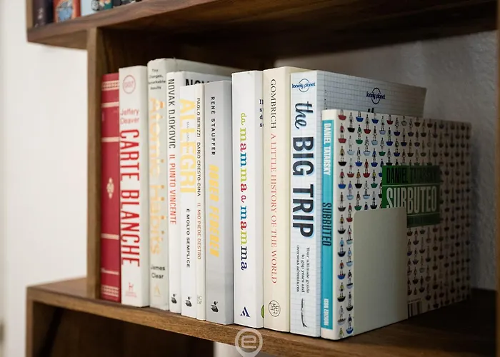 Classic Urban Elegance *