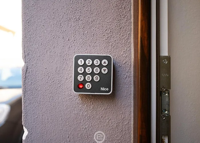 Classic Urban Elegance *