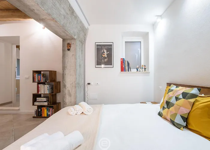 Appartement Classic Urban Elegance Cagliari